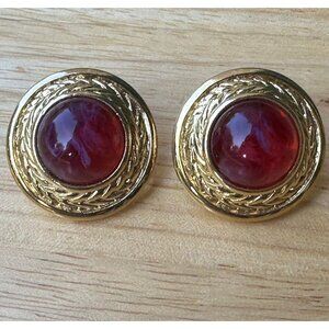 Trifari Jewels Of India Mogul Earrings Poured Red Glass Gripoix Cab Plated Metal